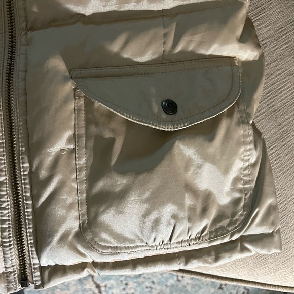 Puffer Vest - Picture 2 of 4